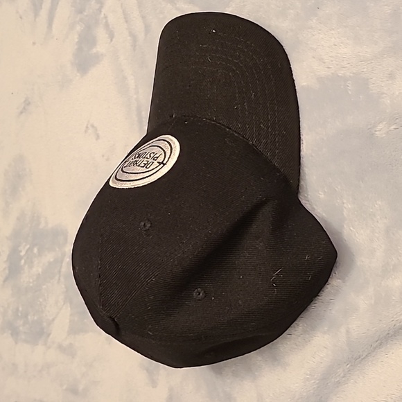 Detroit Pistons black hat - Picture 3 of 9